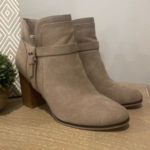 Worn once tan heeled booties